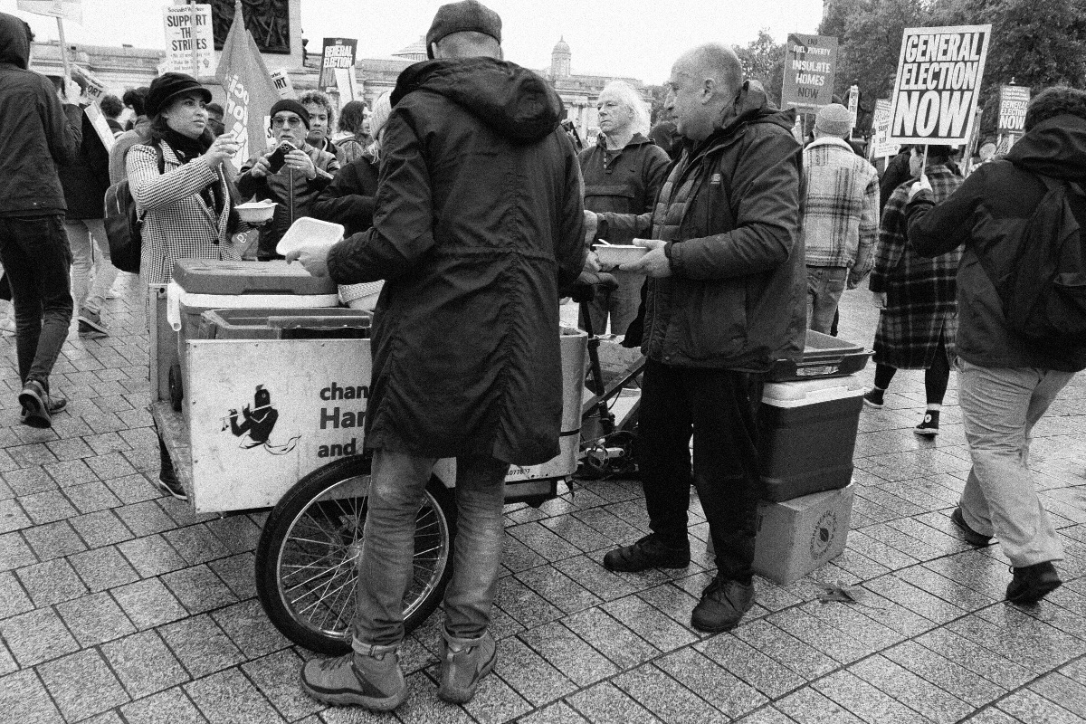 London Demonstration Street Food 20221105 Copyright (c)2022 Paul Alan Grosse. All Rights Reserved.