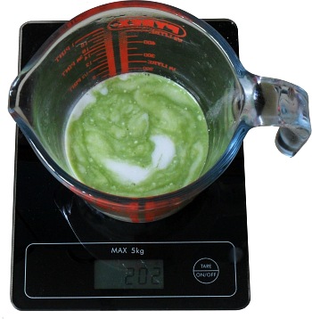 Mix the Pandan Paste and coconut milk.  